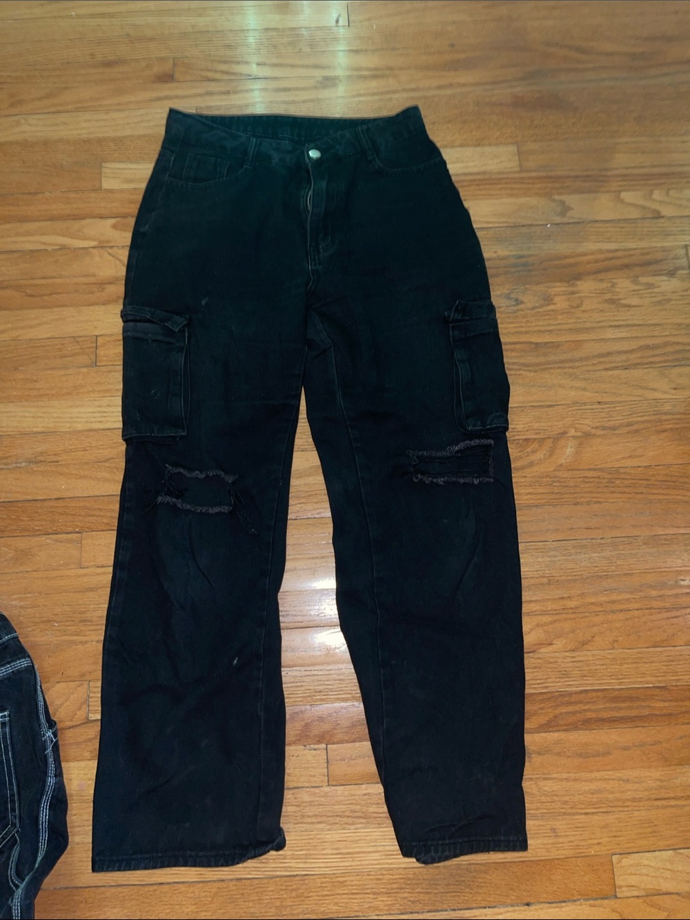 SHEIN Black Distressed Cargo Pants for Men